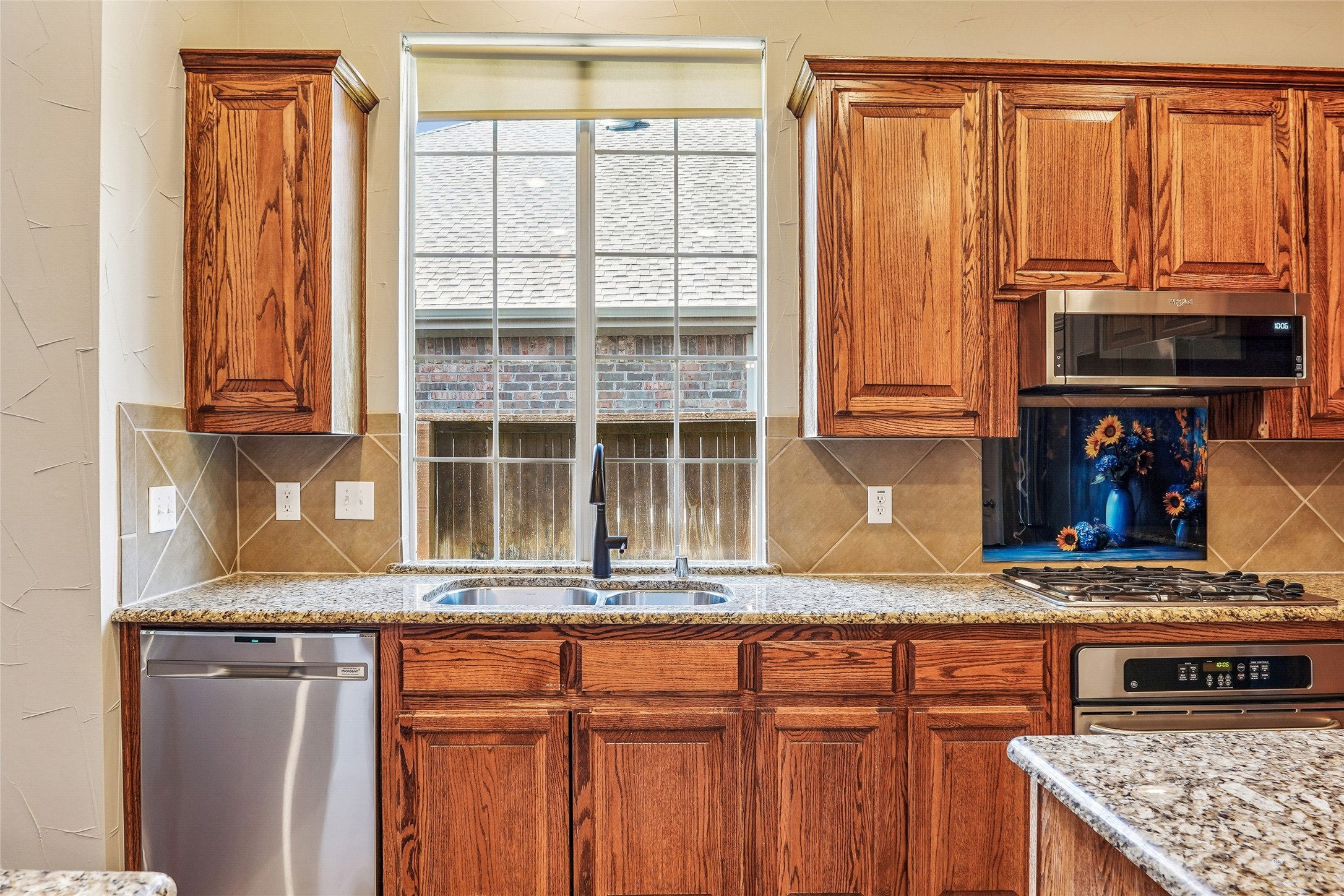 8704 Dayton Drive Lantana TX 76226