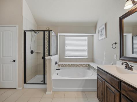 224 Carson Drive Waxahachie TX 75167