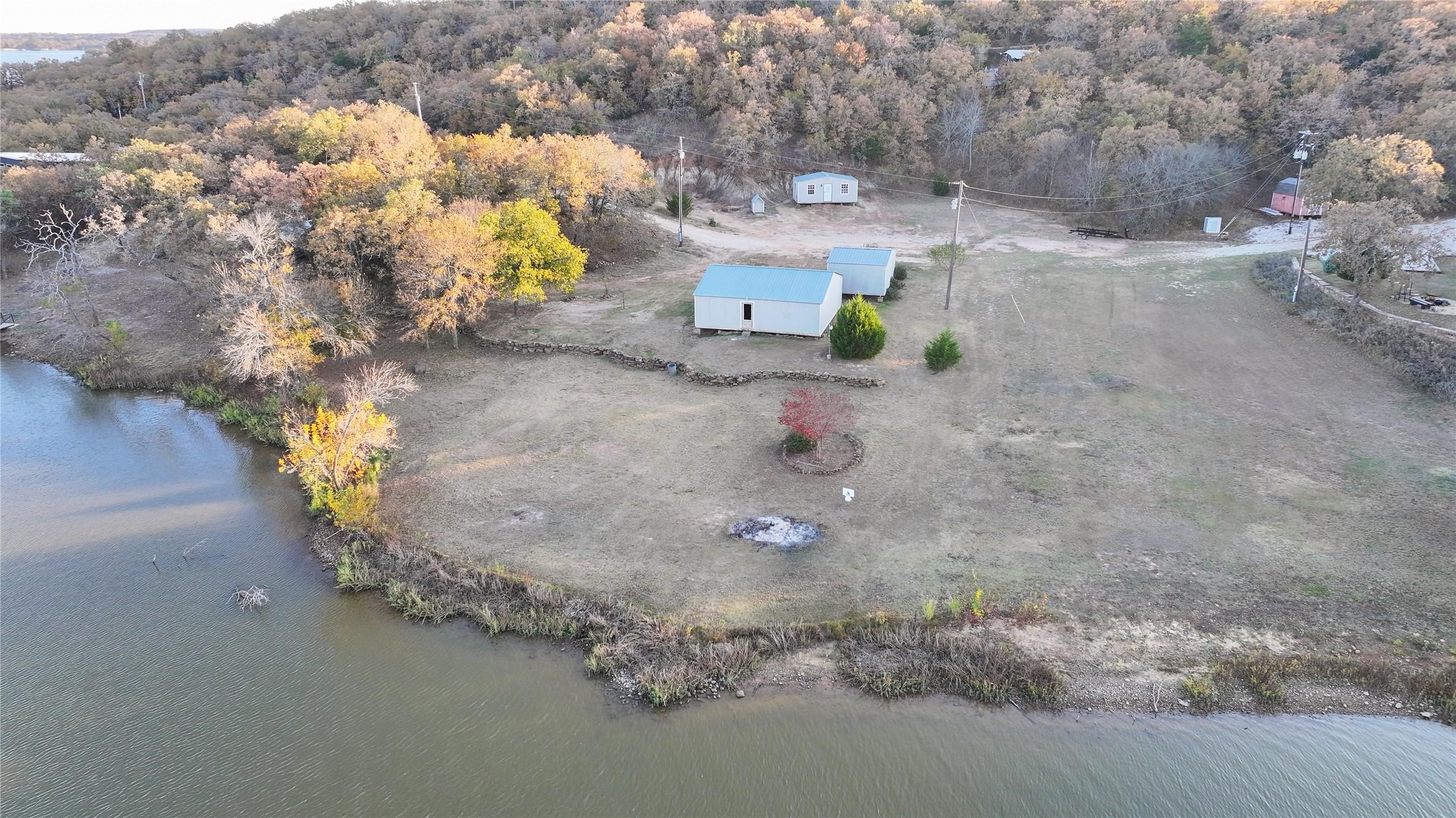 819 Captain S Drive Bowie TX 76230
