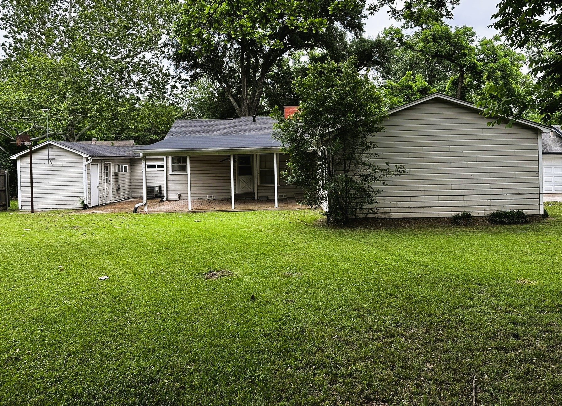 305 Grace Lane Terrell TX 75160