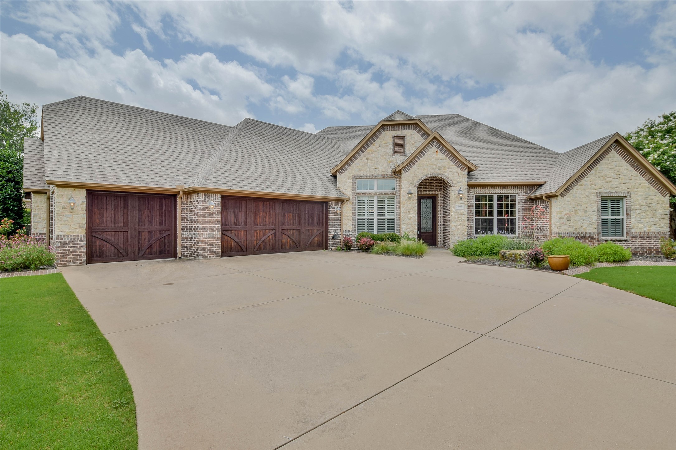 1306 Prestwick Court Granbury TX 76048