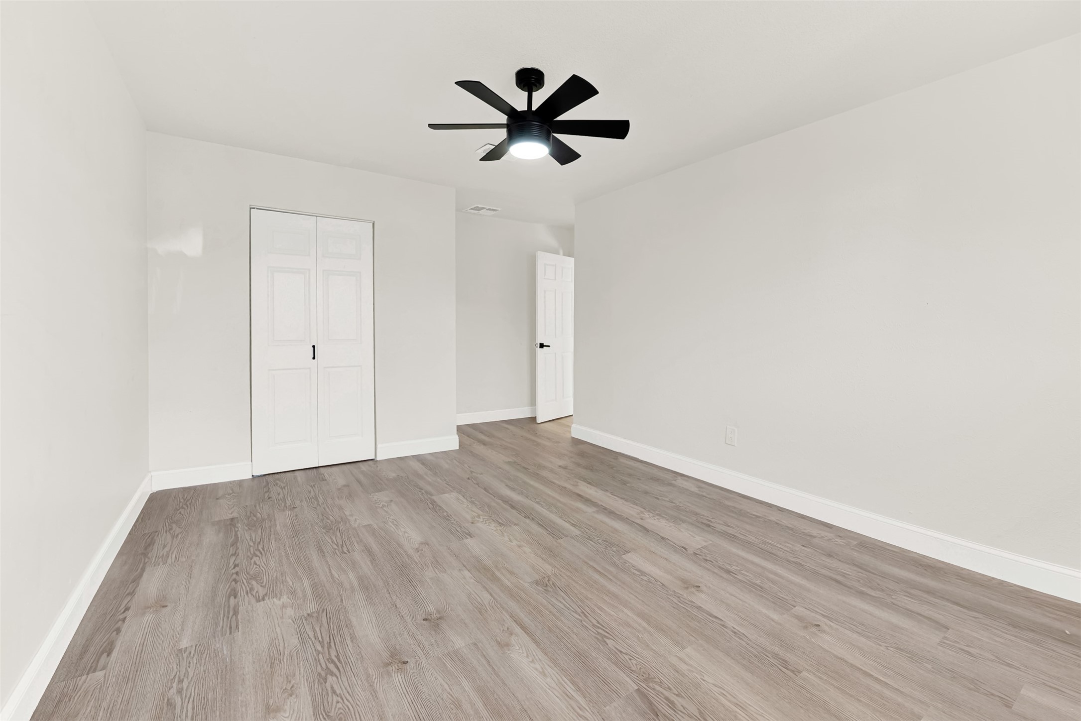 126 Sunnydale Lewisville TX 75067
