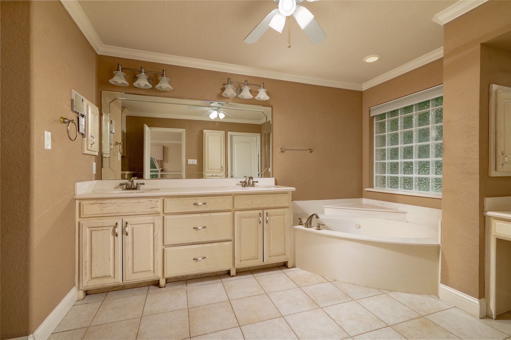603 Runaway Bay Drive Runaway Bay TX 76426