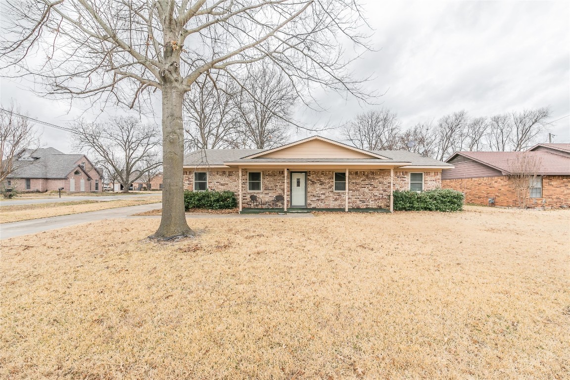 516 S College Street Pilot Point TX 76258