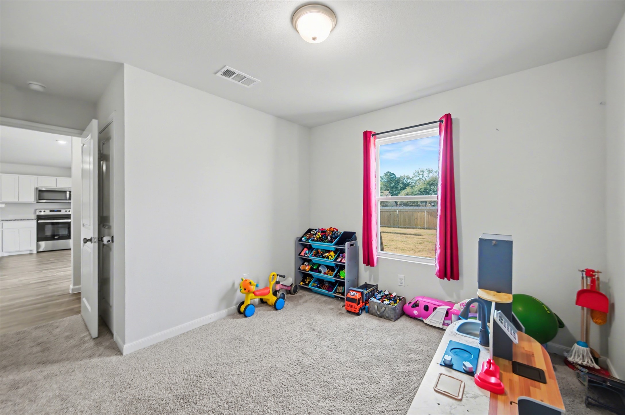 3557 Chestnut Oak Drive Dallas TX 75253