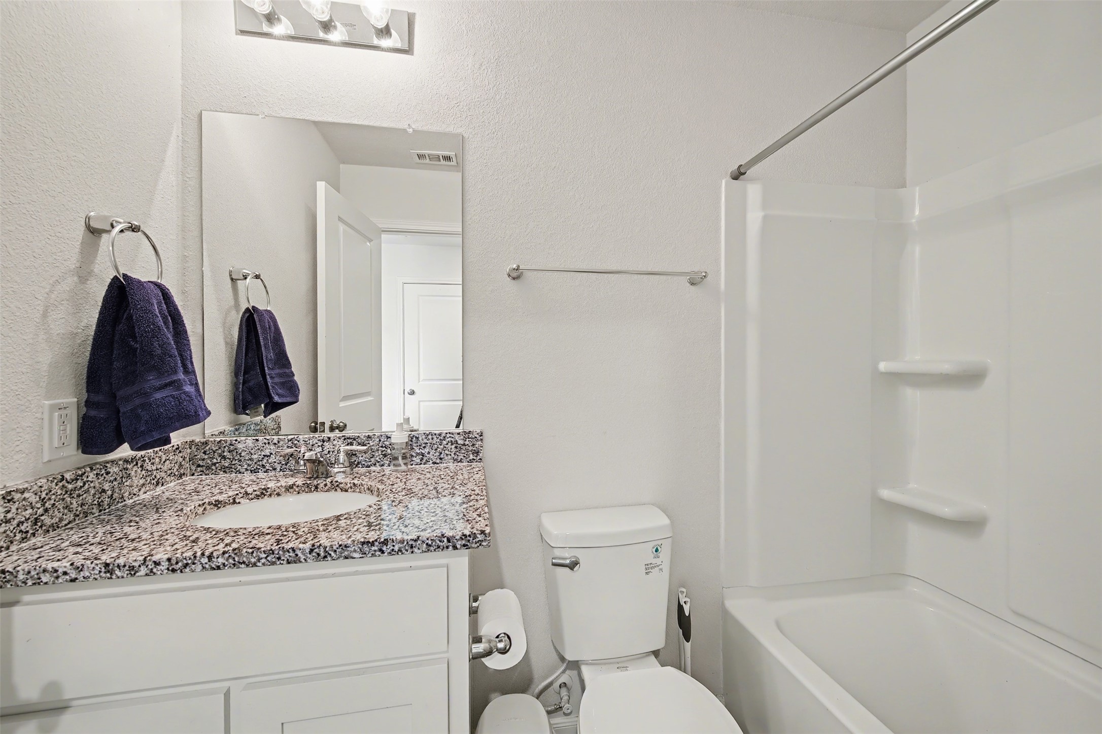 3557 Chestnut Oak Drive Dallas TX 75253