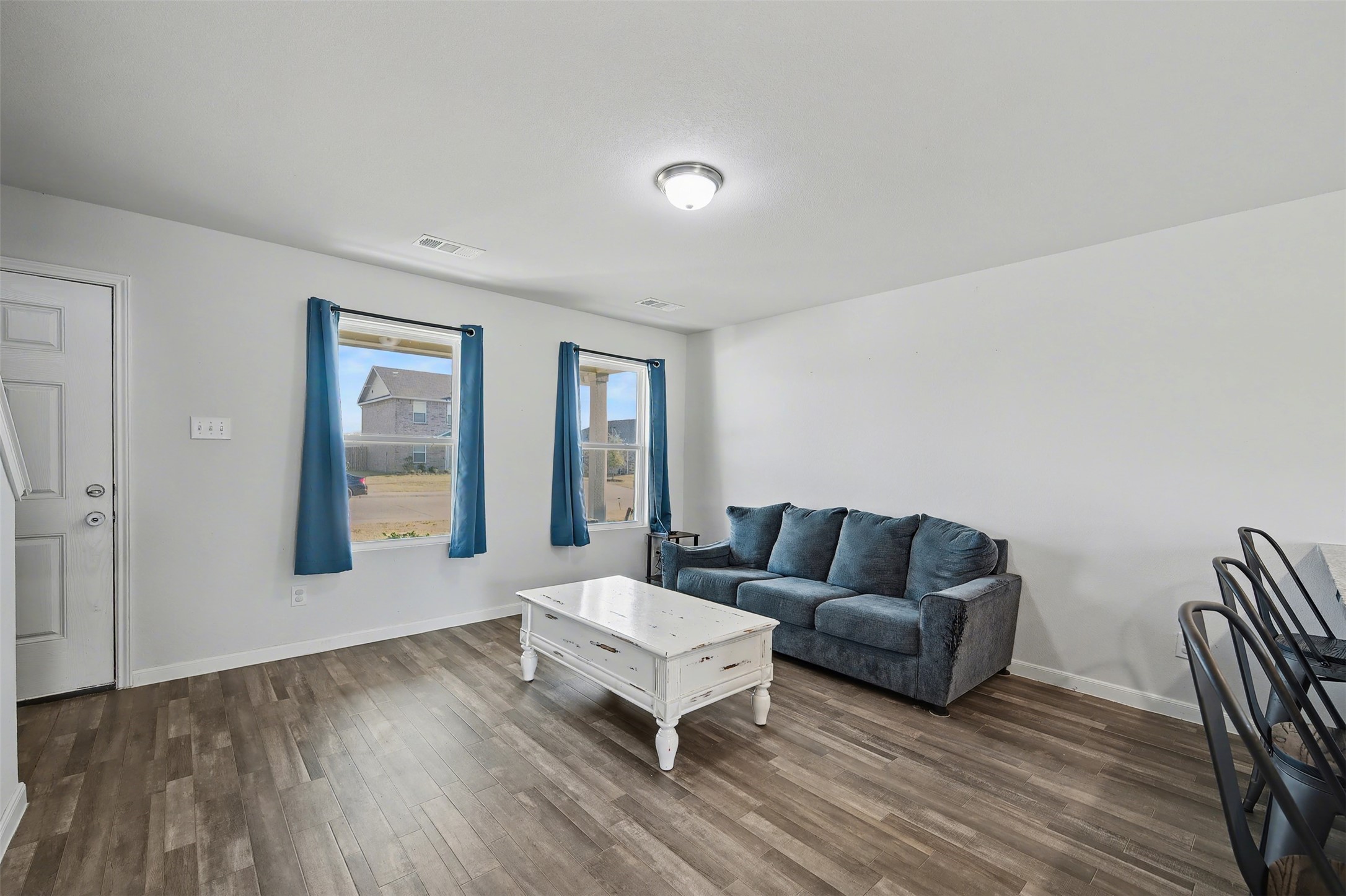 3557 Chestnut Oak Drive Dallas TX 75253
