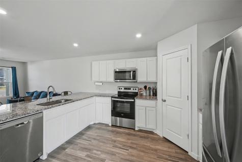 3557 Chestnut Oak Drive Dallas TX 75253