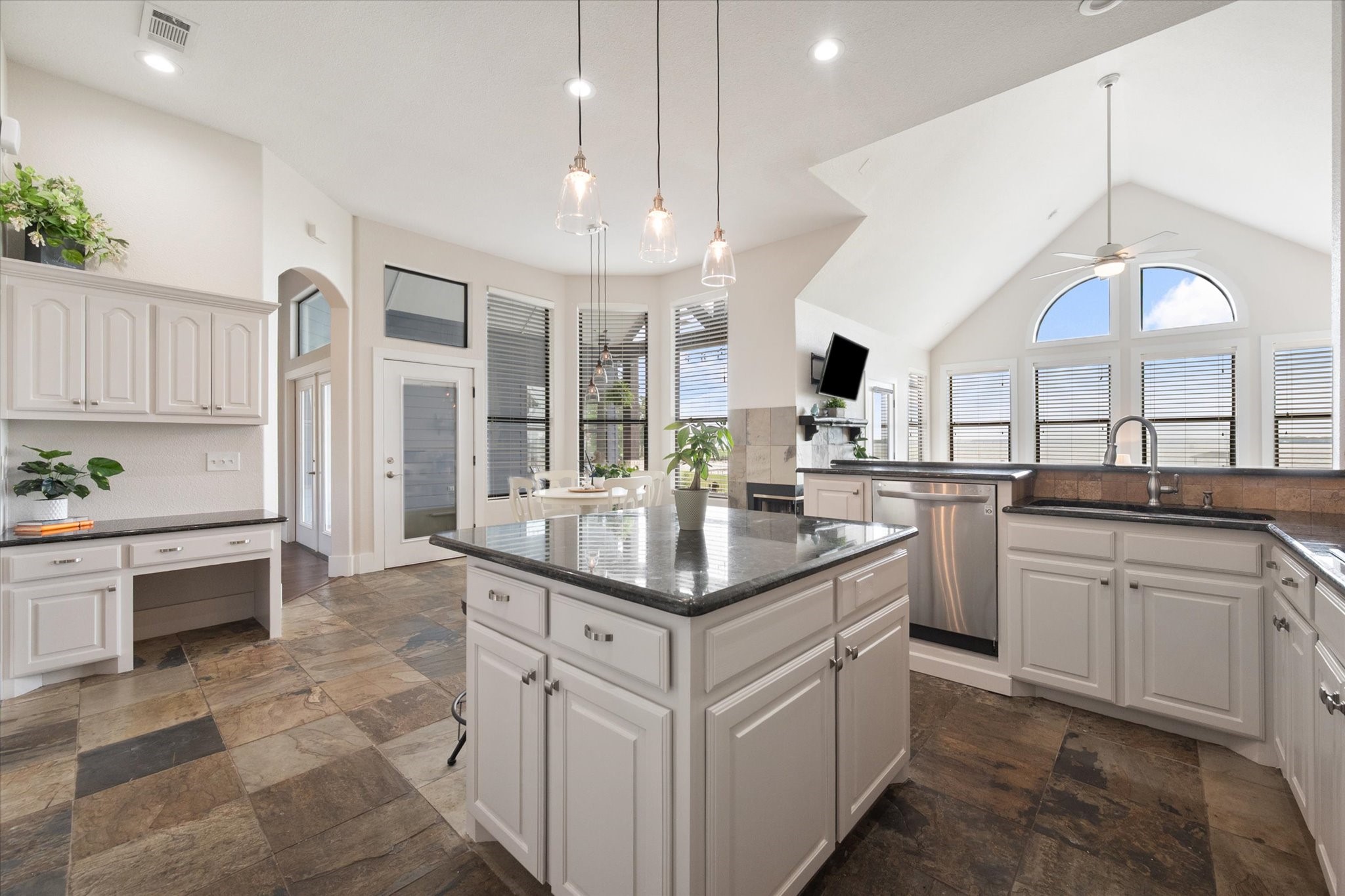 3212 Francisco Bay Drive Kerens TX 75144