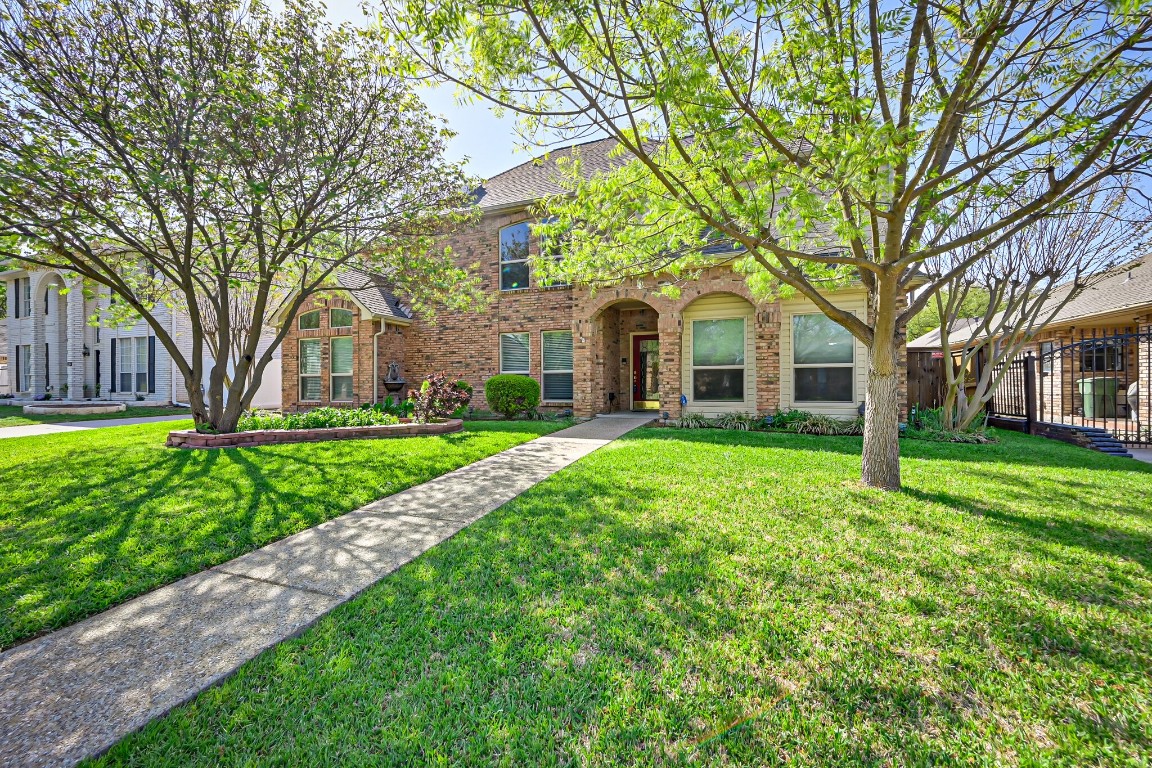2206 Diamond Point Drive Arlington TX 76017