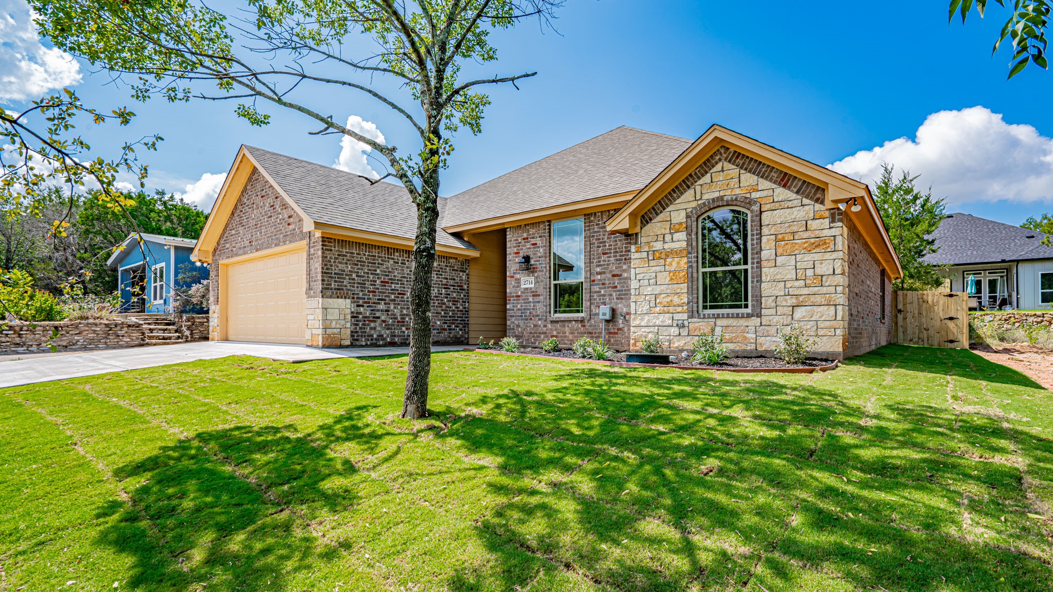 2714 Austin Drive Granbury TX 76048