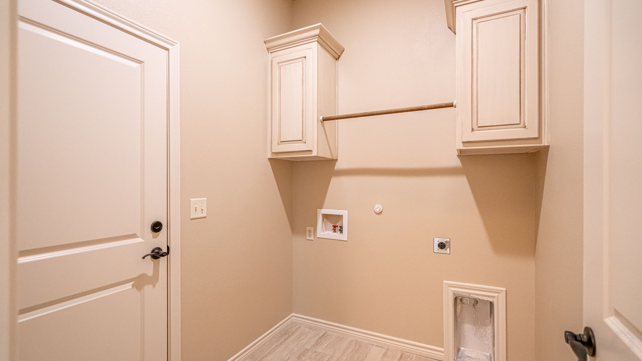 2714 Austin Drive Granbury TX 76048