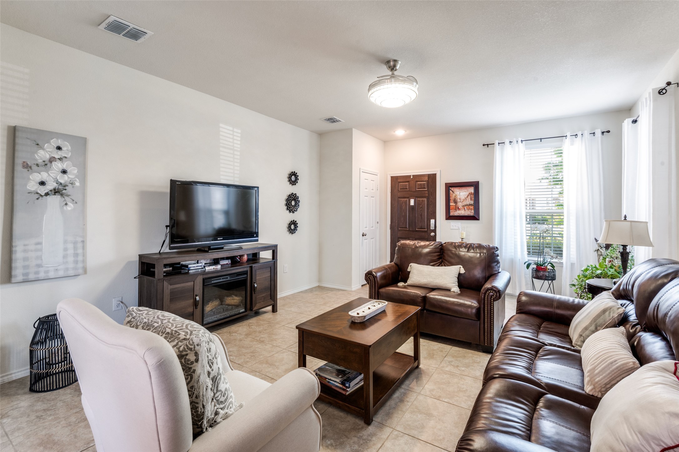 1333 Vernon Drive Aubrey TX 76227