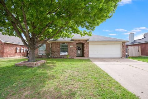 943 Morgan Drive Burleson TX 76028