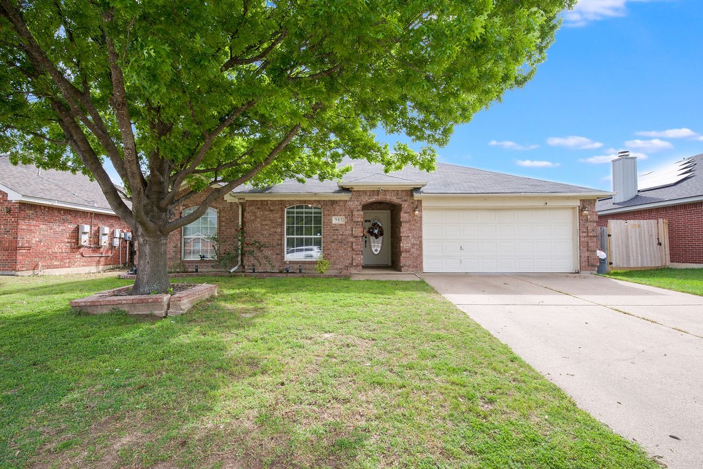 943 Morgan Drive Burleson TX 76028