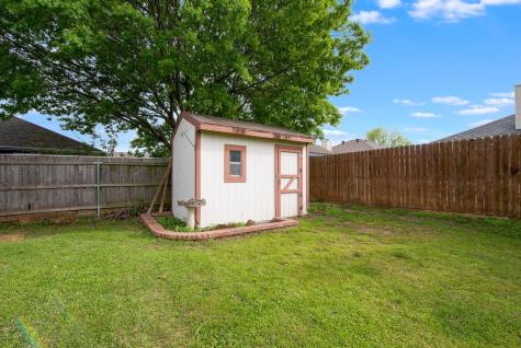 943 Morgan Drive Burleson TX 76028