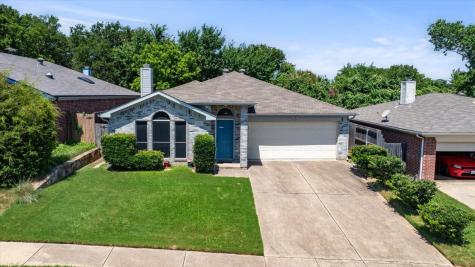 5521 Alta Verde Circle Arlington TX 76017
