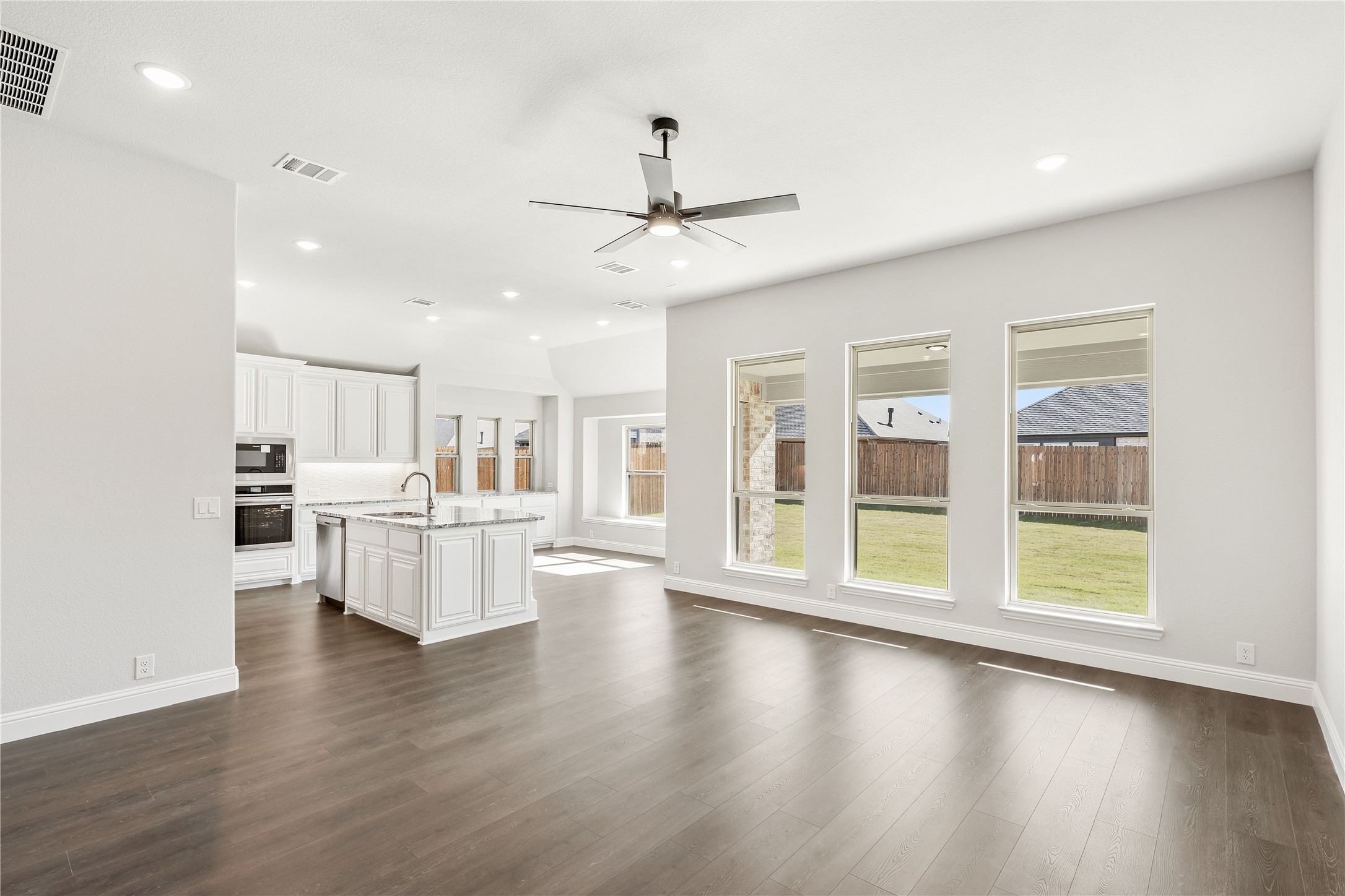 408 Atlas Cedar Drive Glenn Heights TX 75154