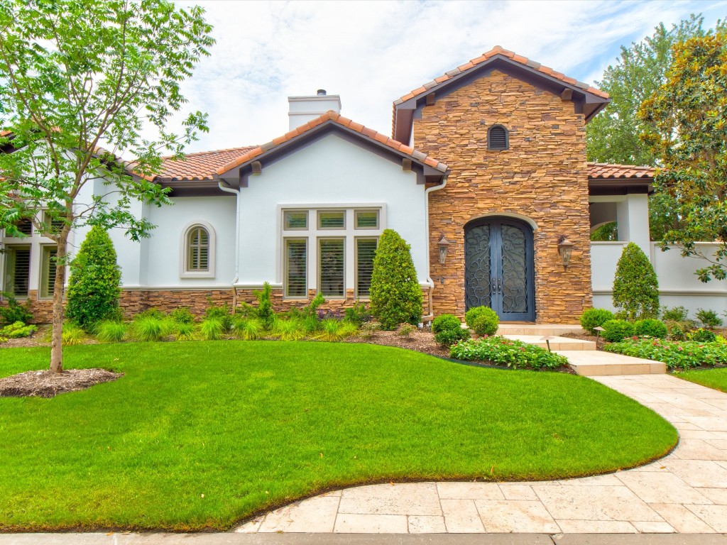 414 Wyndham Crest Westworth Village TX 76114