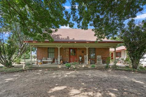 217 N Westlake Drive Leonard TX 75452