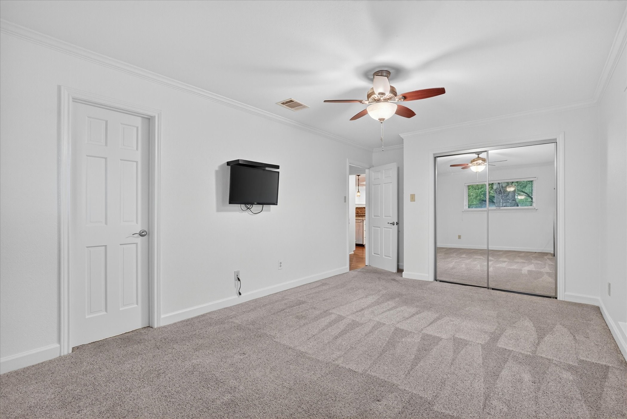 2101 Brentgate Drive Arlington TX 76017