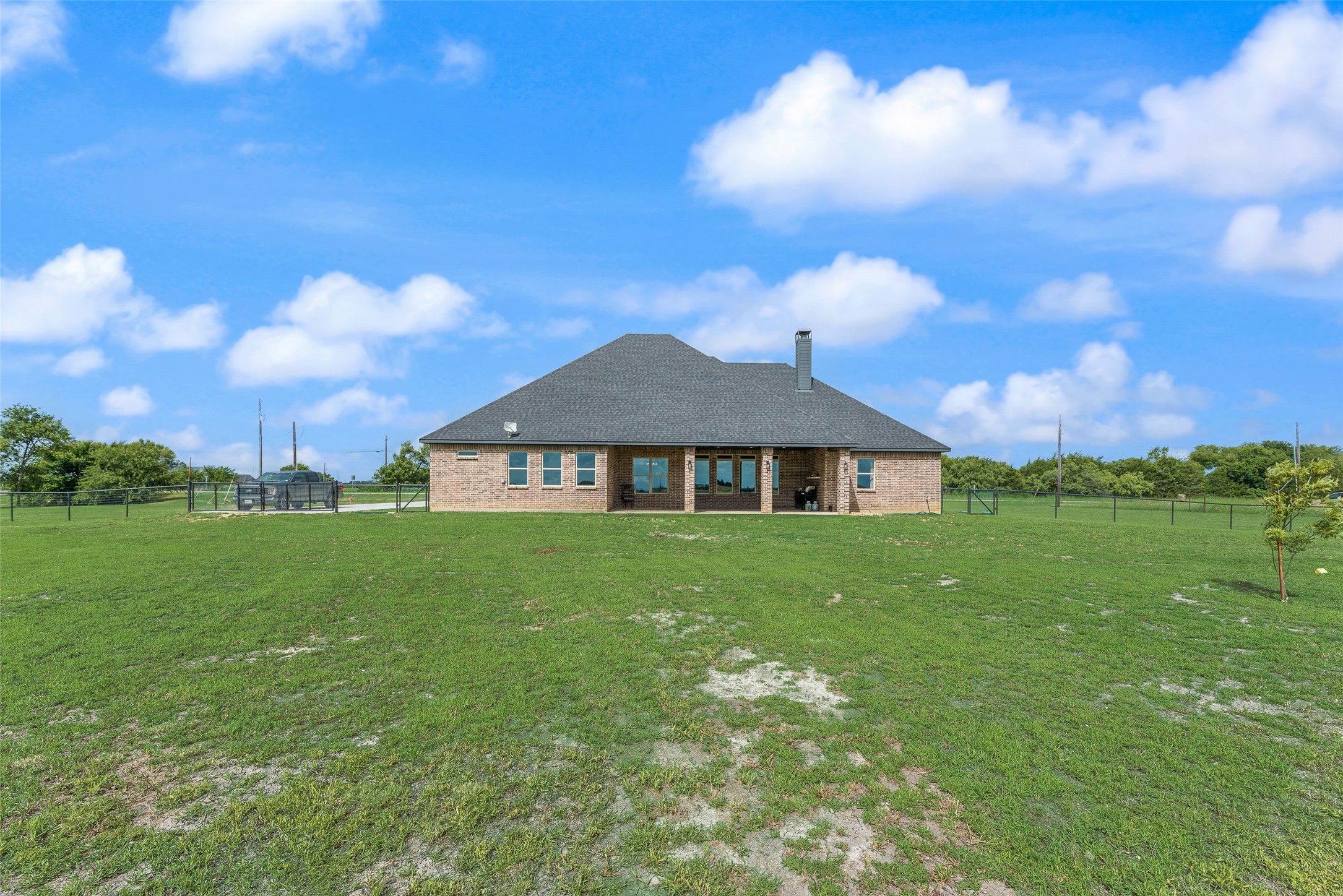 1821 E Campus Road Palmer TX 75152
