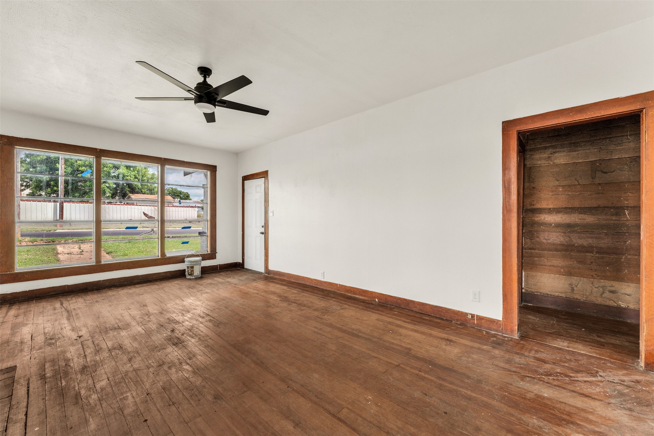 210 S 5th Street Gatesville TX 76528