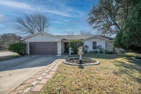 100 Karen Court Arlington TX 76014