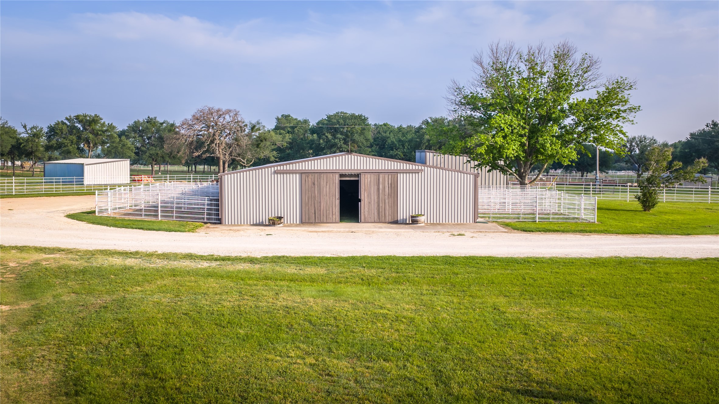 24183 S Us 281 Hico TX 76457