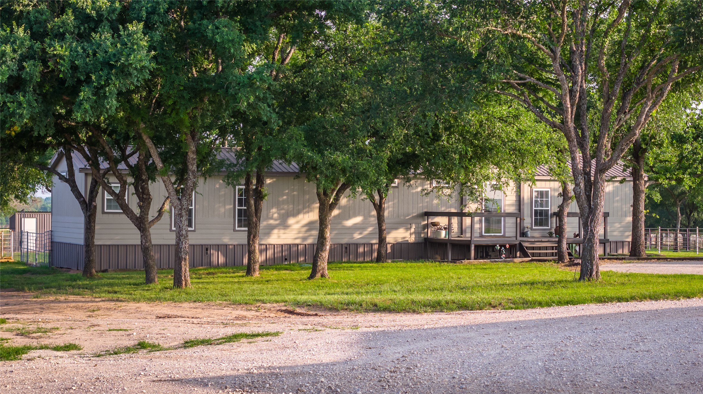24183 S Us 281 Hico TX 76457