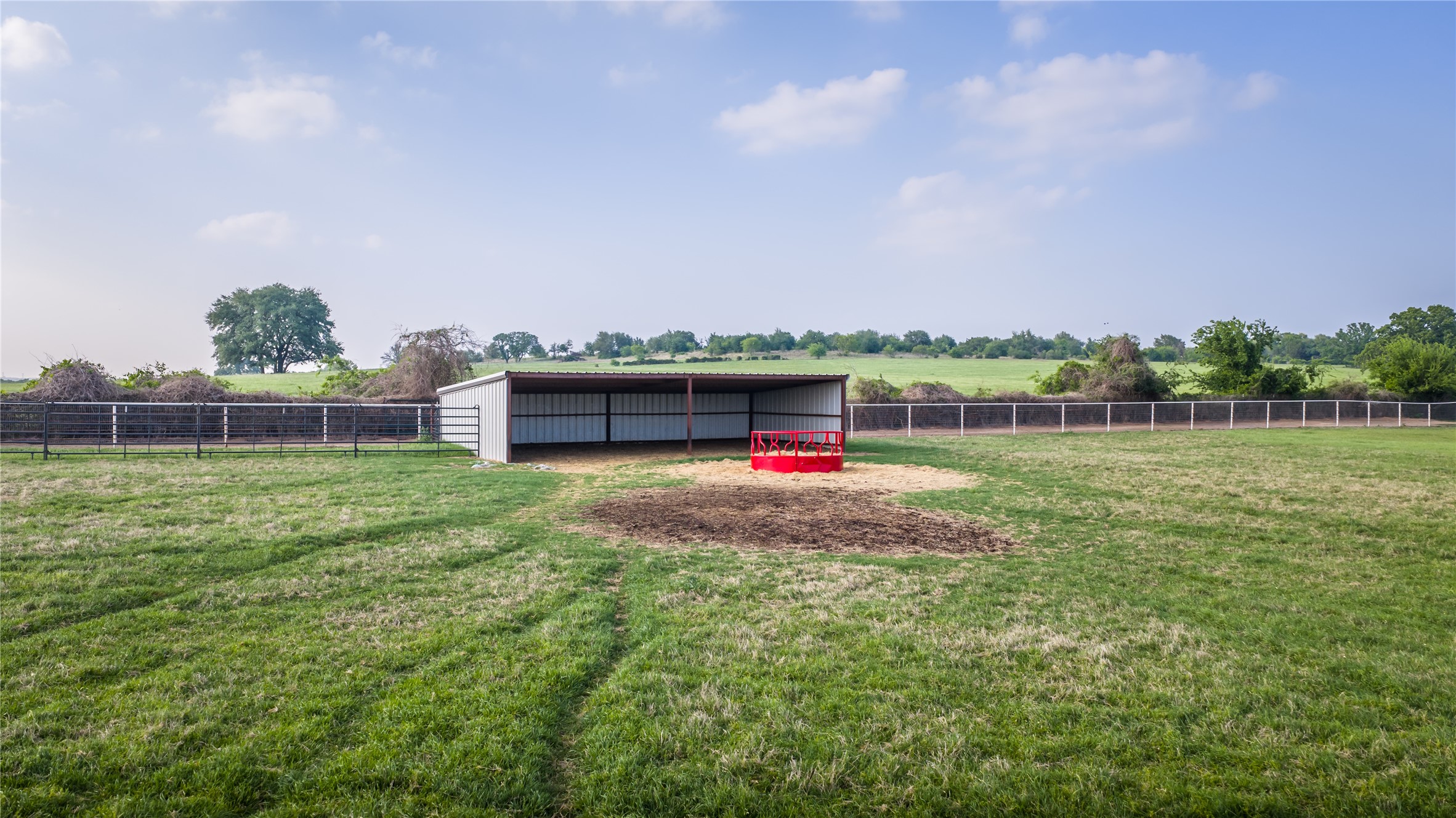24183 S Us 281 Hico TX 76457