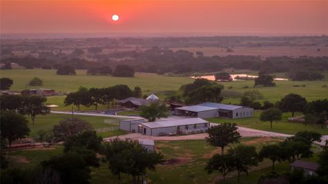 24183 S Us 281 Hico TX 76457