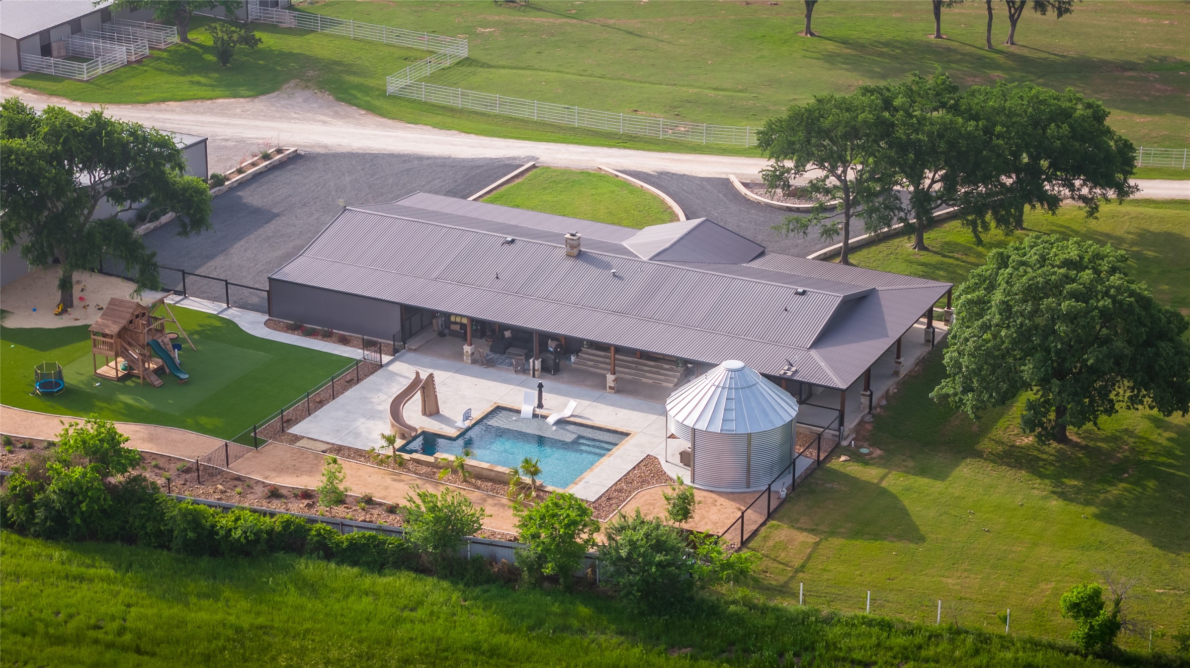 24183 S Us 281 Hico TX 76457