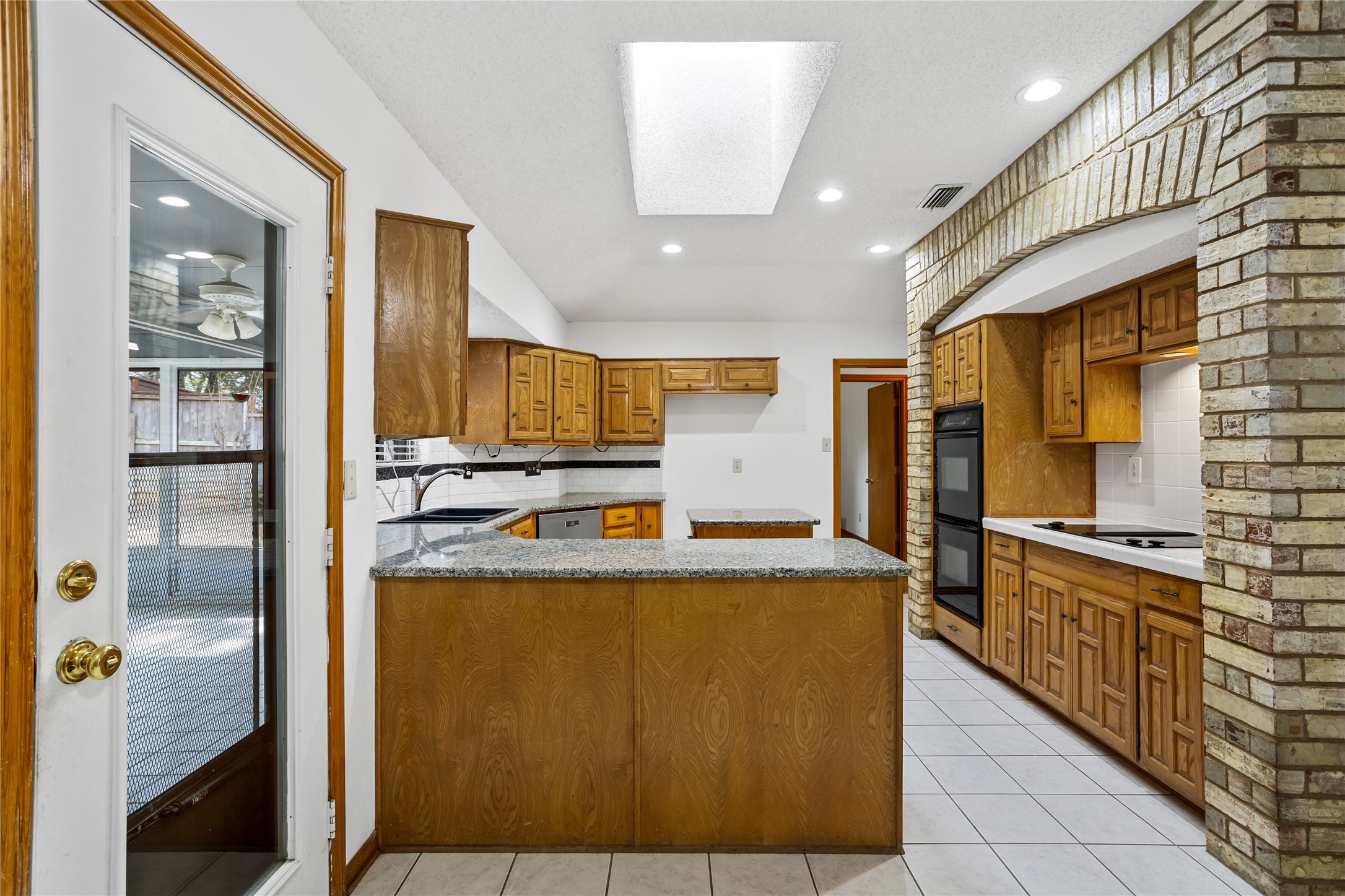 2921 Pitkin Drive Arlington TX 76006