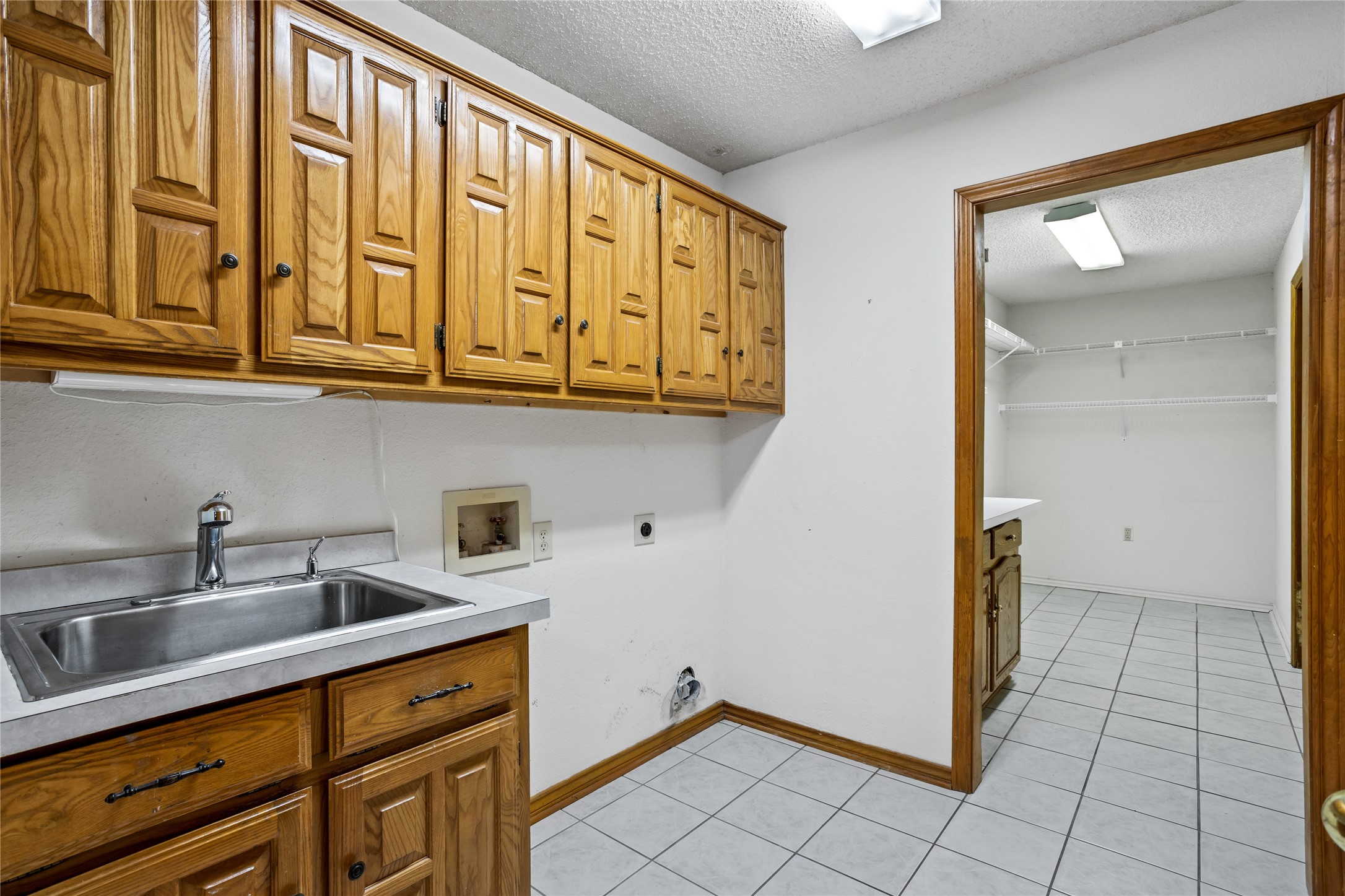 2921 Pitkin Drive Arlington TX 76006