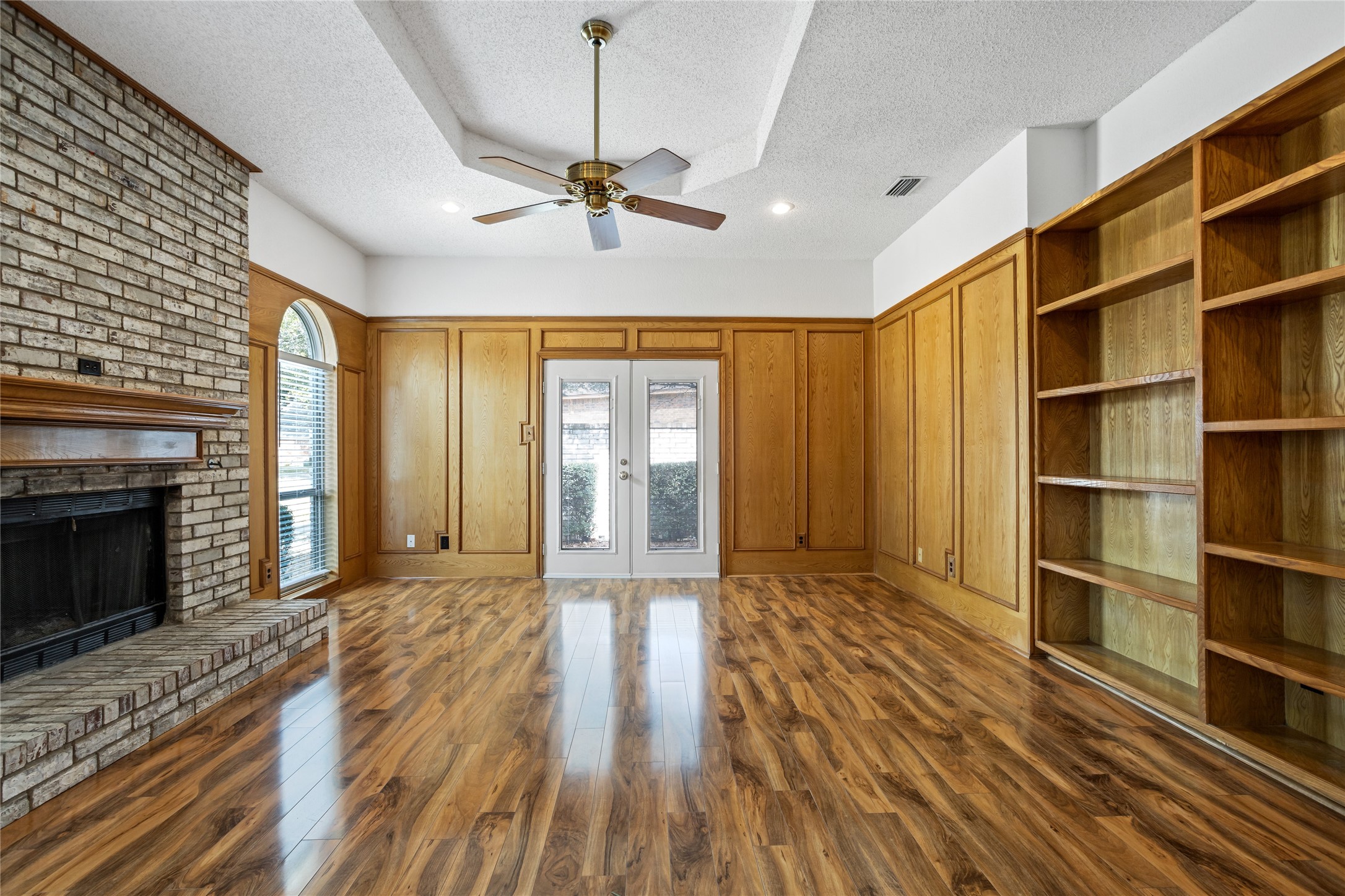 2921 Pitkin Drive Arlington TX 76006