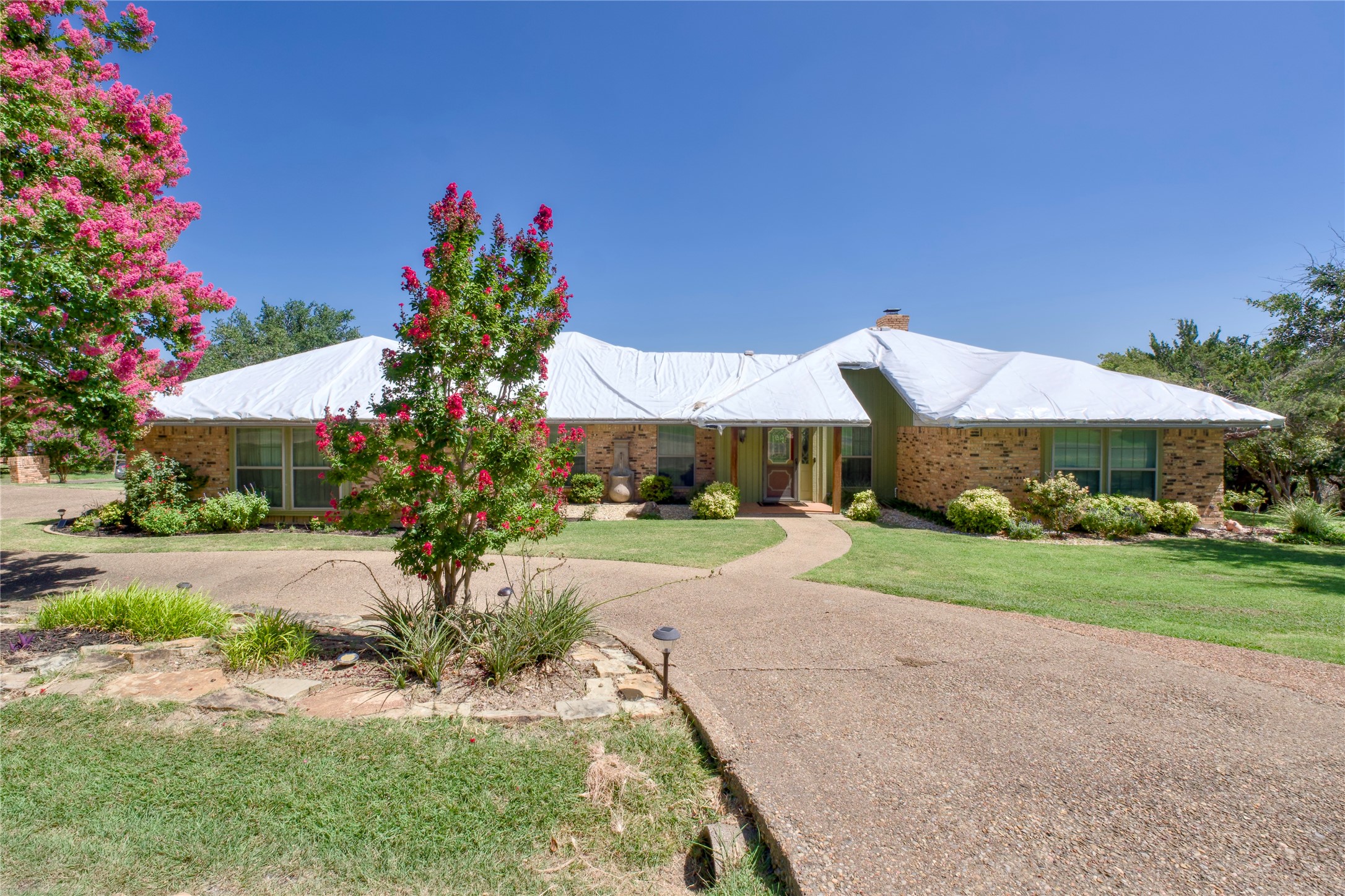 10624 Kiowa Trail W Fort Worth TX 76108