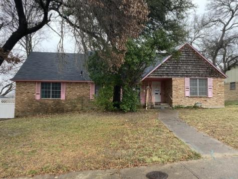 1223 Golden Trophy Drive Dallas TX 75232