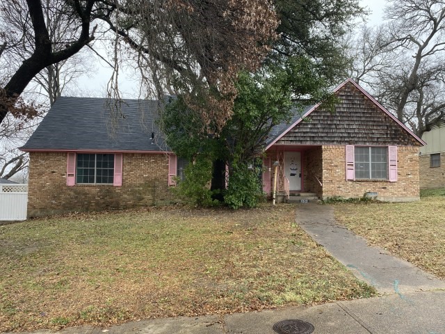 1223 Golden Trophy Drive Dallas TX 75232
