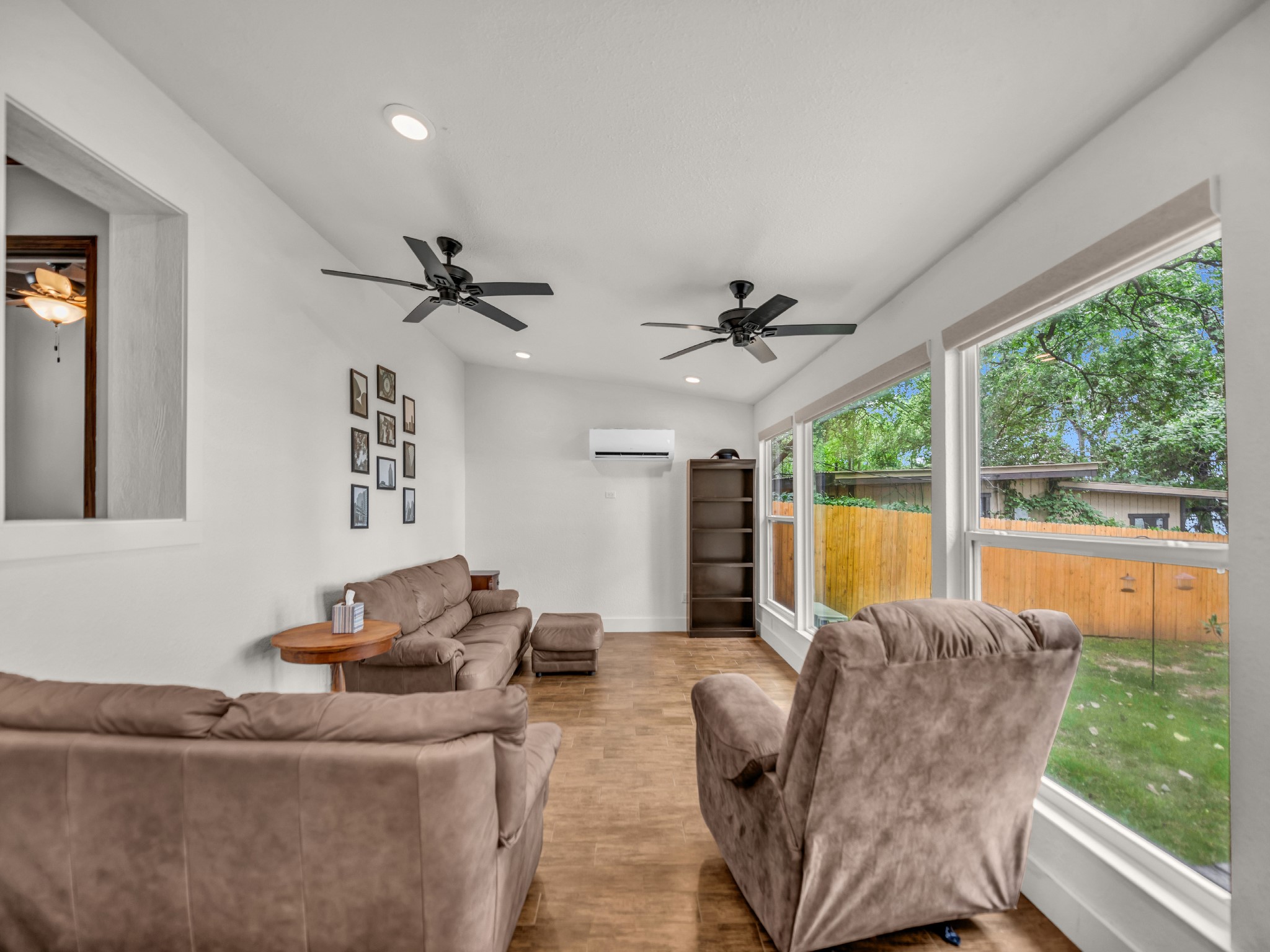 1011 E Lake Drive Weatherford TX 76087