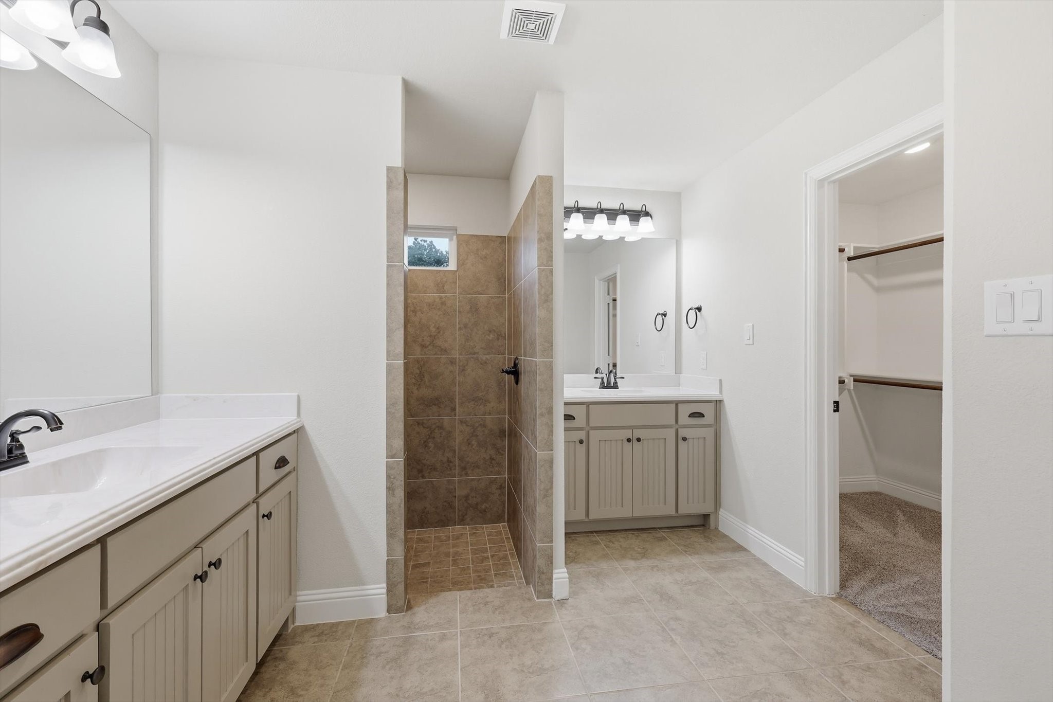 5013 Diamond Drive Sanger TX 76266