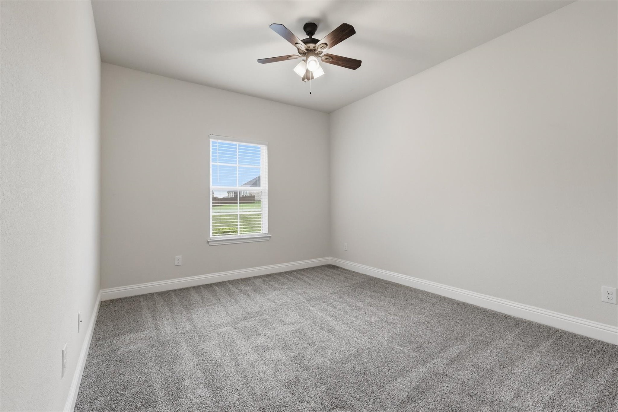 5013 Diamond Drive Sanger TX 76266