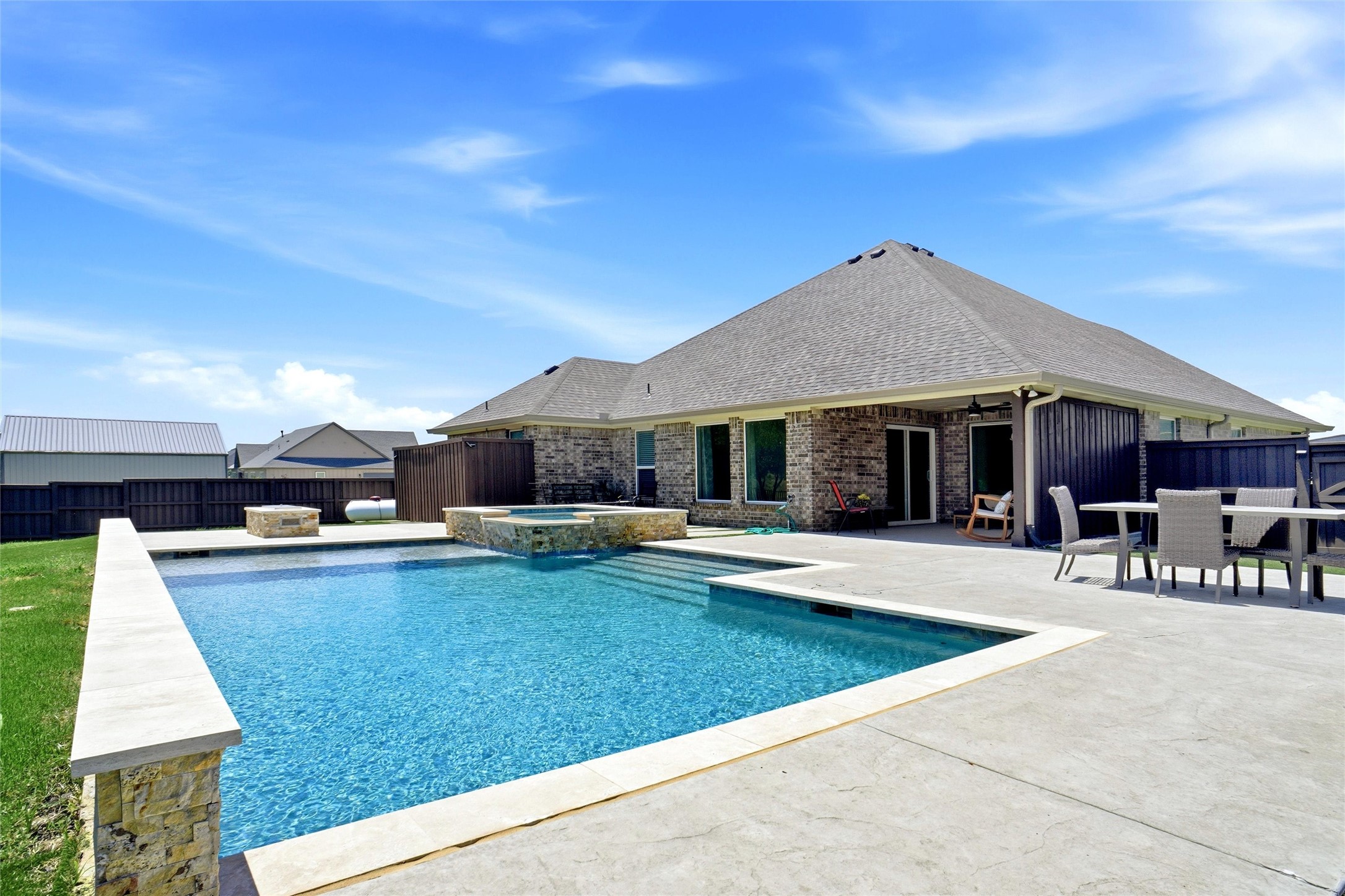5013 Diamond Drive Sanger TX 76266
