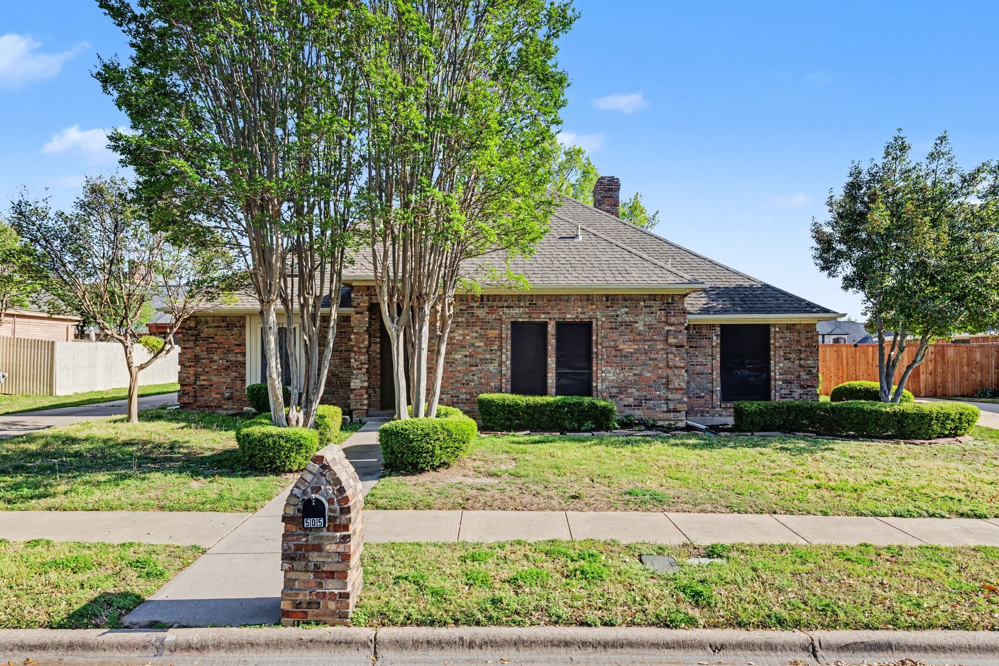 505 Springhill Drive Hurst TX 76054