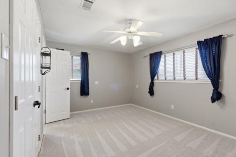 1760 Acorn Lane Hurst TX 76054