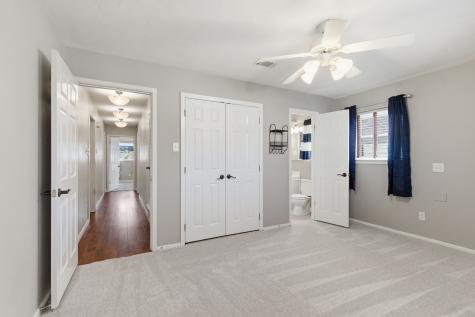 1760 Acorn Lane Hurst TX 76054