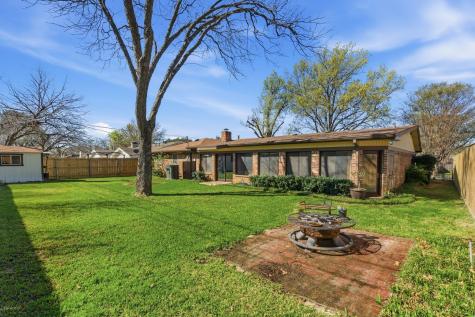1760 Acorn Lane Hurst TX 76054