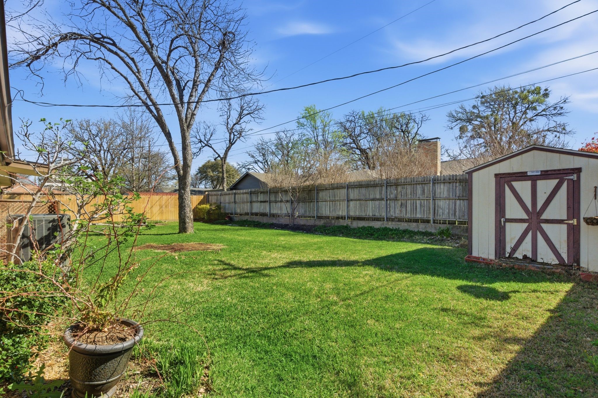 1760 Acorn Lane Hurst TX 76054