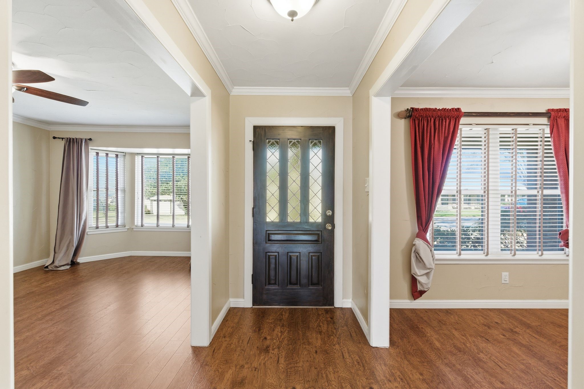 1760 Acorn Lane Hurst TX 76054