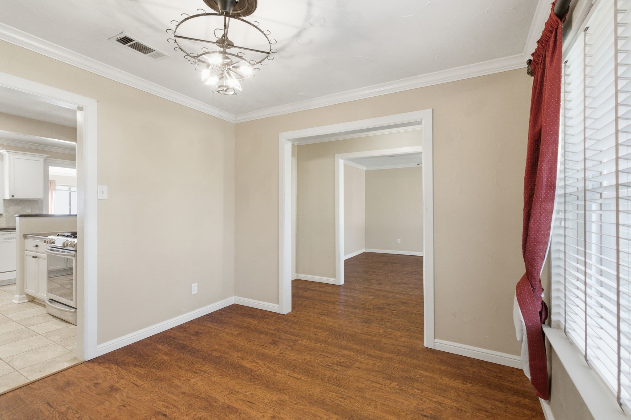 1760 Acorn Lane Hurst TX 76054